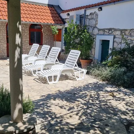 Dalmatian Stone House Per Kovic Velika Čista